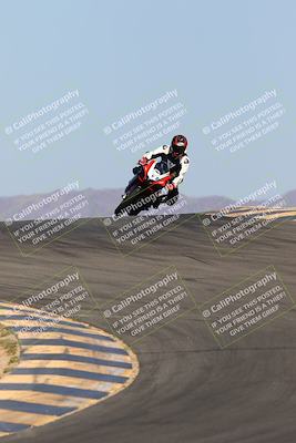 media/Apr-15-2022-Apex Assassins (Fri) [[9fb2e50610]]/Trackday Level 1/Session 2/Turns 9 and 10/